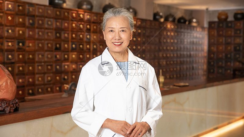 然而，加盟模式也存在一定的风险：