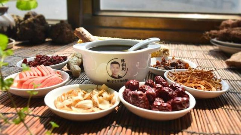 中医推拿与泰式推拿：收费标准背后的差异与考量