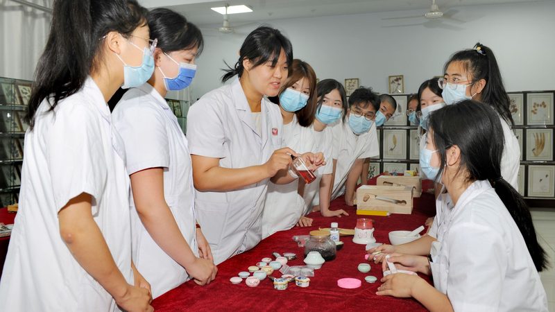 中医康复科设备采购：如何规避误区，选对良器